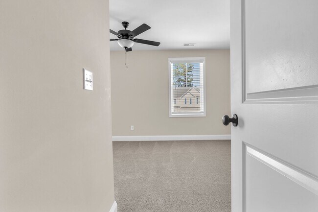 Building Photo - The Landing at Lewis Creek - 4 BED | 2.5 BATH Home!