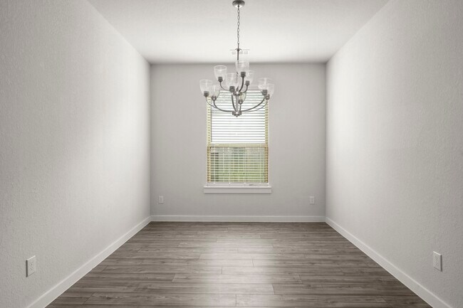 Building Photo - 16826 Beechwood Forest Way