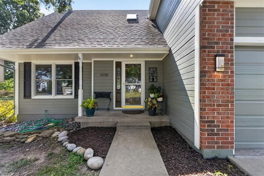 Building Photo - 15739 Horton Ln