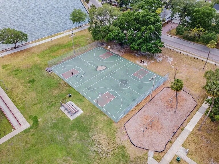 Desoto Park - 2221 Corrine St