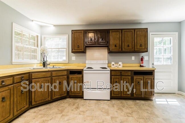 Building Photo - 2413 Keith Dr