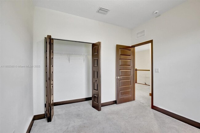 Building Photo - 16011 NW 91st Ct