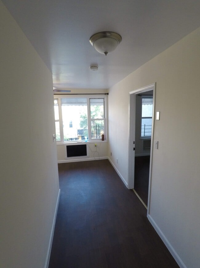 Building Photo - 1495 Gates Ave