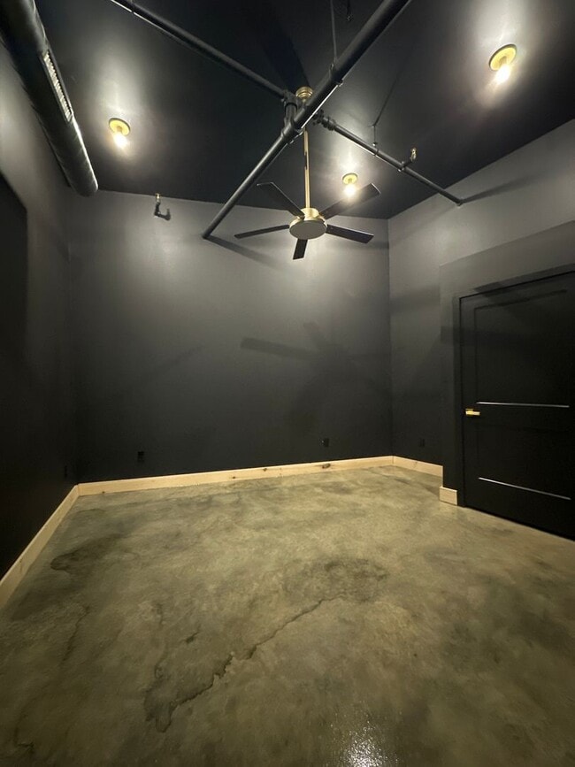 Building Photo - 2 bedroom/1 bathroom NEW LUXURY apartment in Red Lion, PA