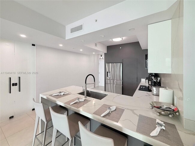 Building Photo - 31 SE 5th St