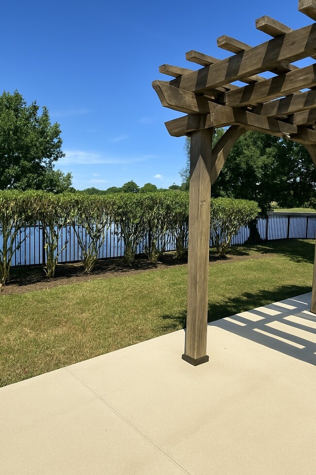 Building Photo - 7242 Rambling Tree Ln