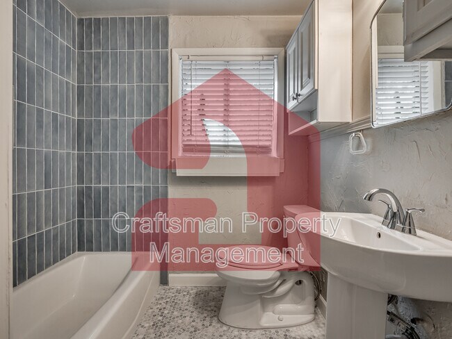 Building Photo - 2915 NW 72nd St