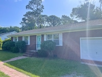 Building Photo - 224 Wood Dale Dr