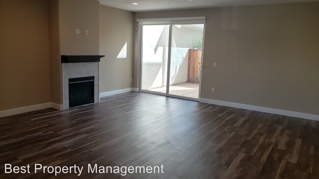 Building Photo - 4 br, 2.5 bath House - 286 N L St