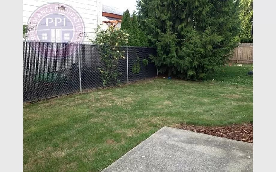 Building Photo - 3625 NE 157th Ave