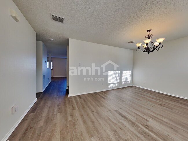 Building Photo - 3112 Amber Waves Ln