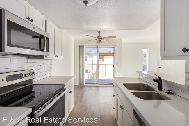 Building Photo - 2 br, 1 bath House - 740 E Joan D Arc Ave