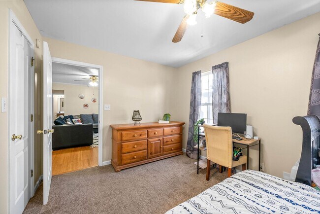 Building Photo - 239 Golden Pond Ave