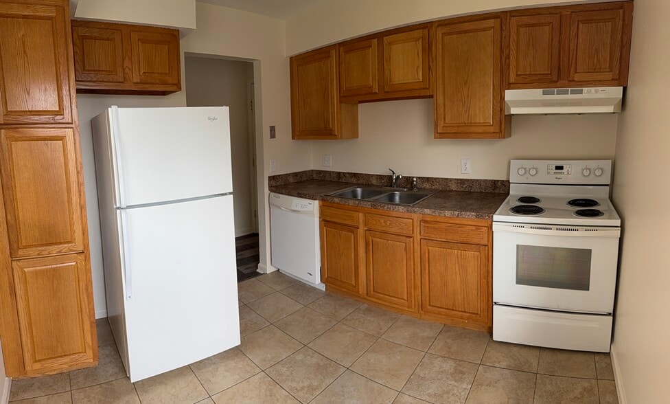 Building Photo - North Town Apartments