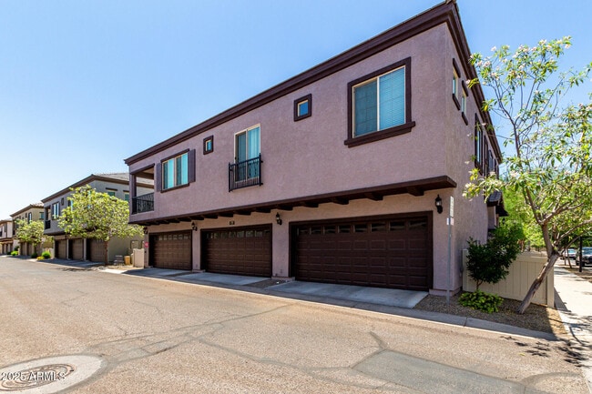 Building Photo - 2720 S Decatur Dr