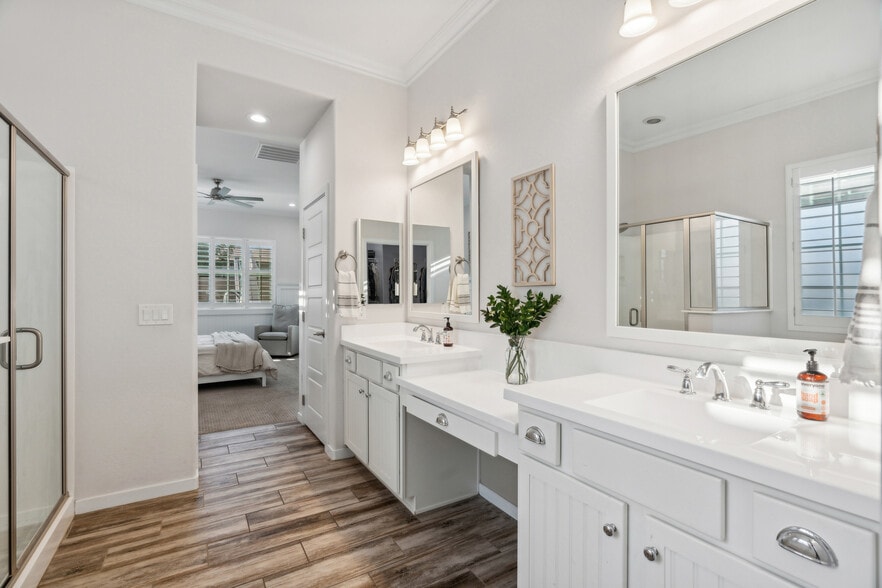 Master Bathroom - 10560 E Nichols Ave