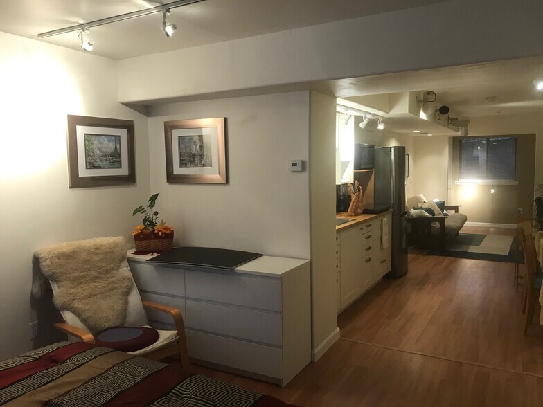 Building Photo - 224 Chatham Ln