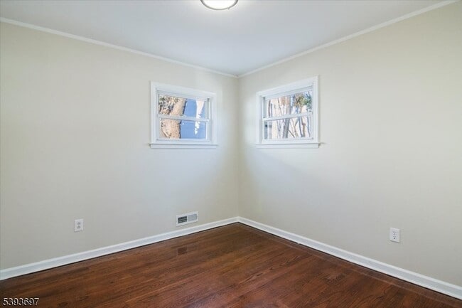 Building Photo - 301 Riverview Rd