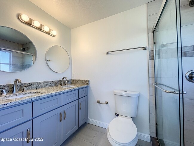 Building Photo - 124 Bermuda St