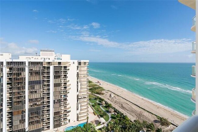 Building Photo - 6365 Collins Ave