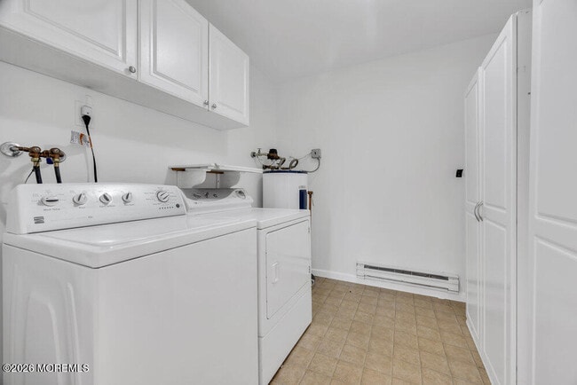 Building Photo - 5B Spring St