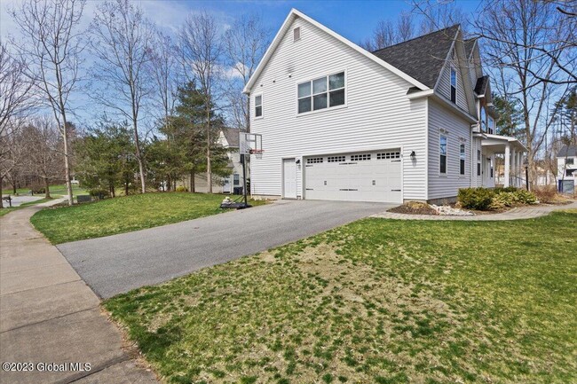Building Photo - 1 Woodbridge Ct
