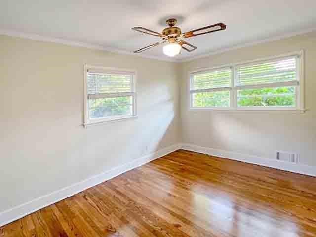 Building Photo - 2711 Fairlane Dr