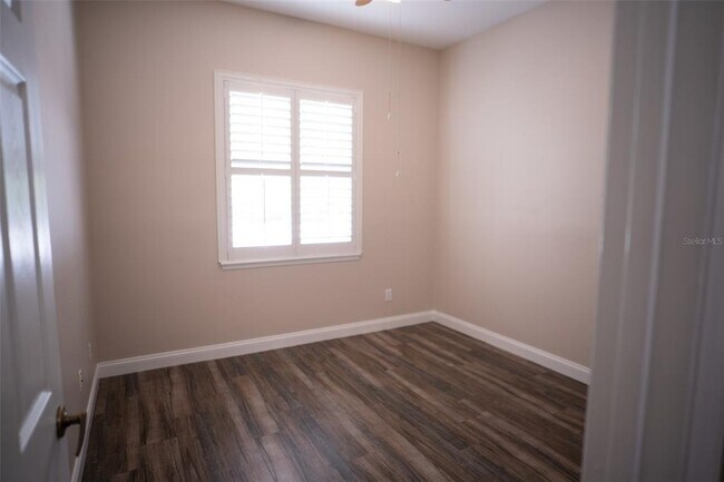 Building Photo - 2652 Queen Mary Pl