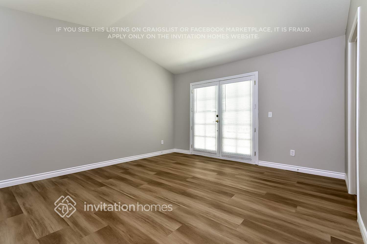 Building Photo - 904 Agave Ave