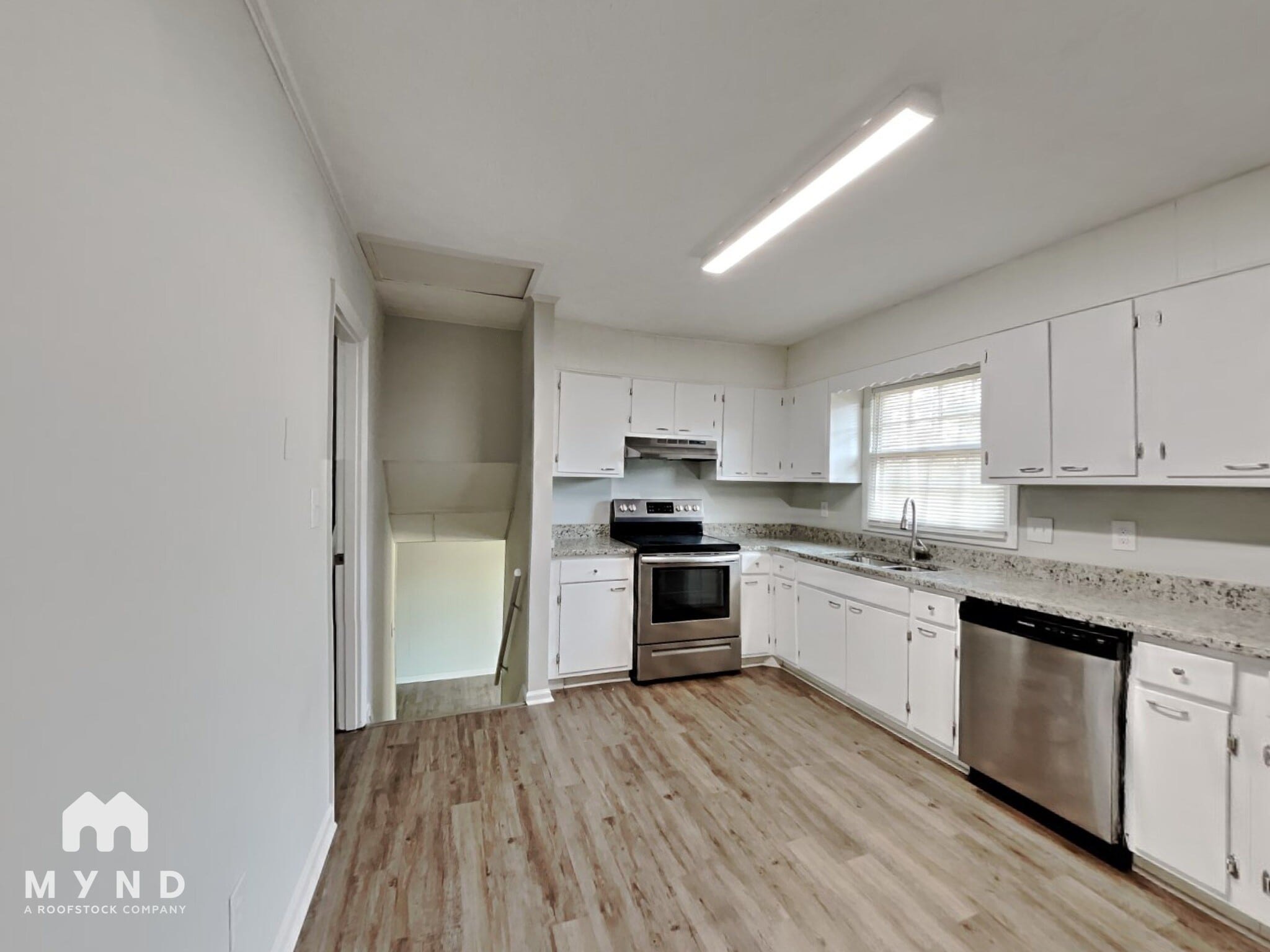 Building Photo - 170 Chesterfield Ct SW