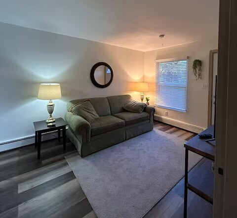 Building Photo - 206 Caroline Ave