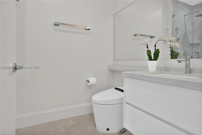 Building Photo - 4779 Collins Ave