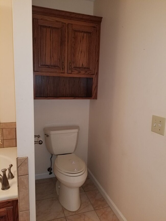 Building Photo - Ashley Lane, Enterprise, AL (Level Plains area)