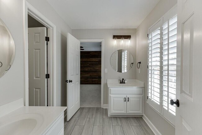 Building Photo - 295 Crown Vetch Ln