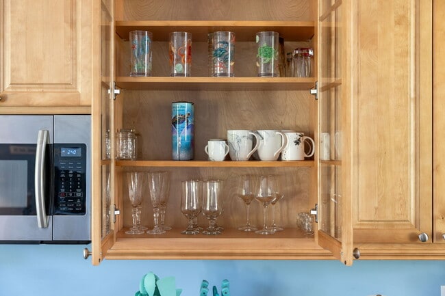 Building Photo - 211 Lewis Dr