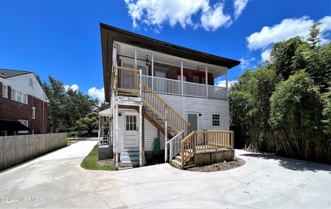Building Photo - 2818 Herschel St