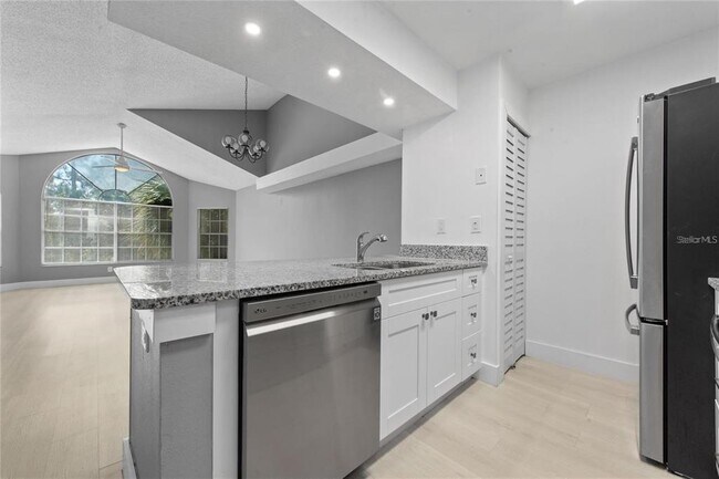 Building Photo - 2727 N Poinciana Blvd