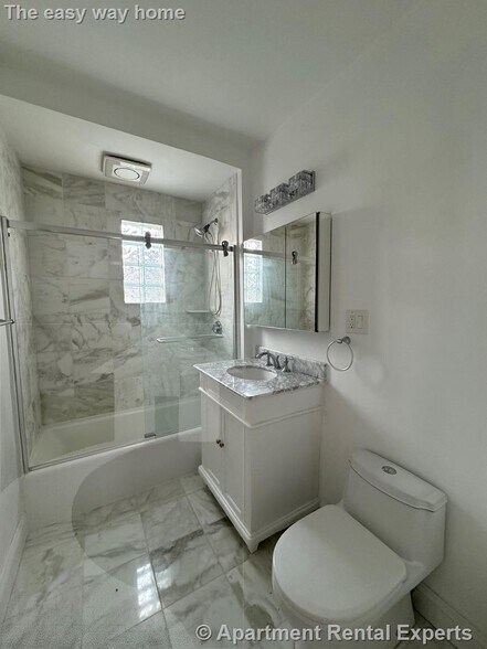 Building Photo - 65 Conwell Ave