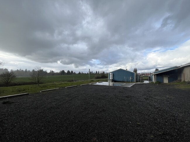 Building Photo - 16093 SW Roy Rogers Rd