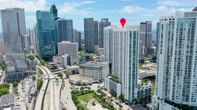 Building Photo - 350 S Miami Ave