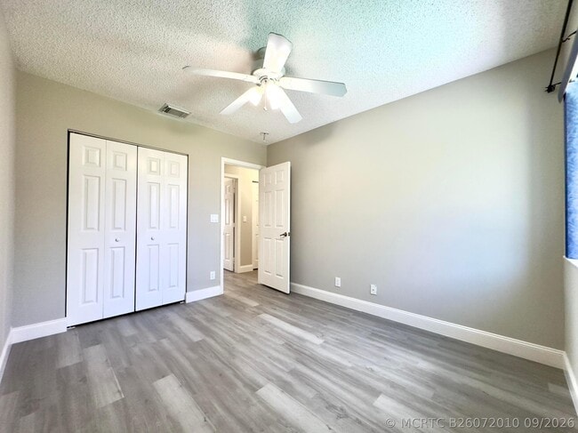 Building Photo - 1118 Fosters Mill Dr