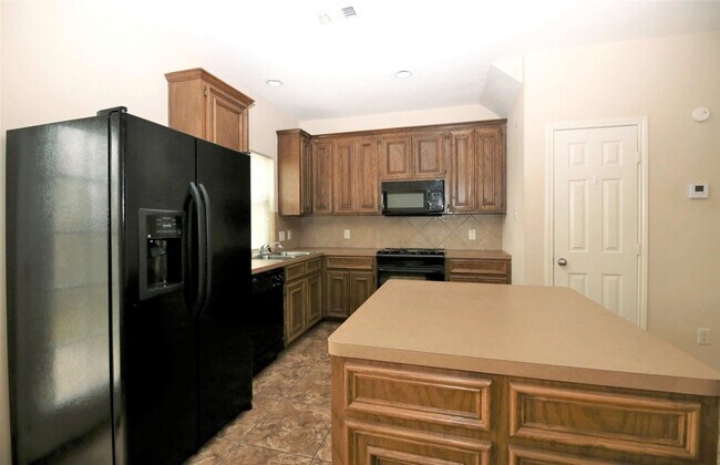 Building Photo - 16502 Pentonshire Ln