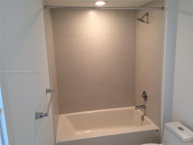 Building Photo - 4250 Biscayne Blvd