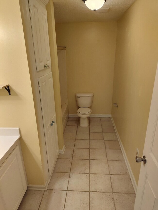 Building Photo - 4080 Puckett Rd