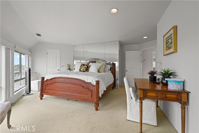 Building Photo - 16445 Wimbledon Ln