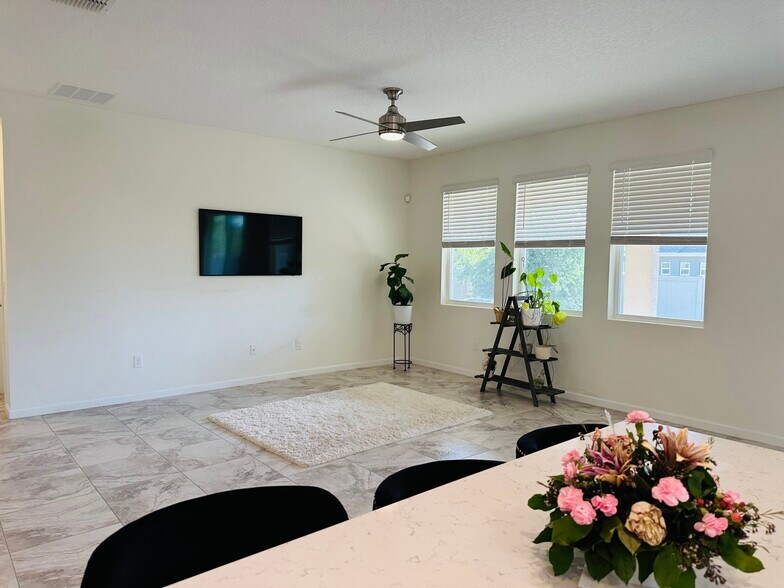 Building Photo - 1818 Black Maple Pl