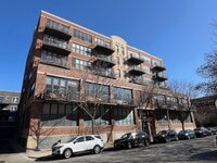 Building Photo - 15 S Throop St