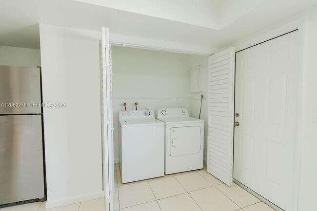 Building Photo - 25513 SW 107th Ct
