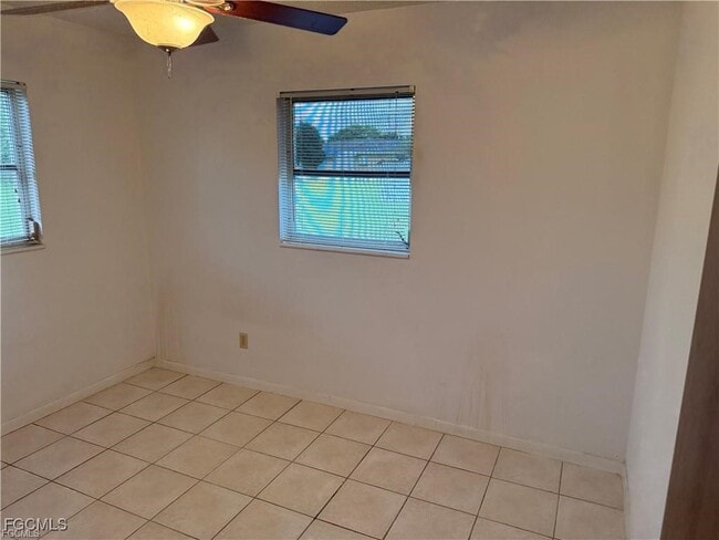 Building Photo - 406 Morgan Cir S