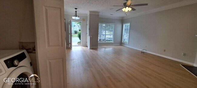 Building Photo - 3529 Mt Vernon Cir
